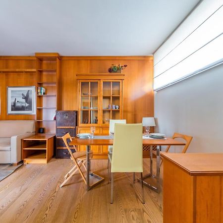 Cozy Apt - Corso Vercelli & Conciliazione M1 Мілан Екстер'єр фото