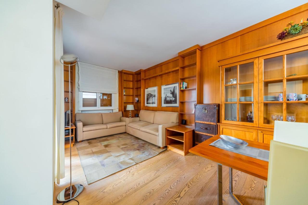 Cozy Apt - Corso Vercelli & Conciliazione M1 Мілан Екстер'єр фото
