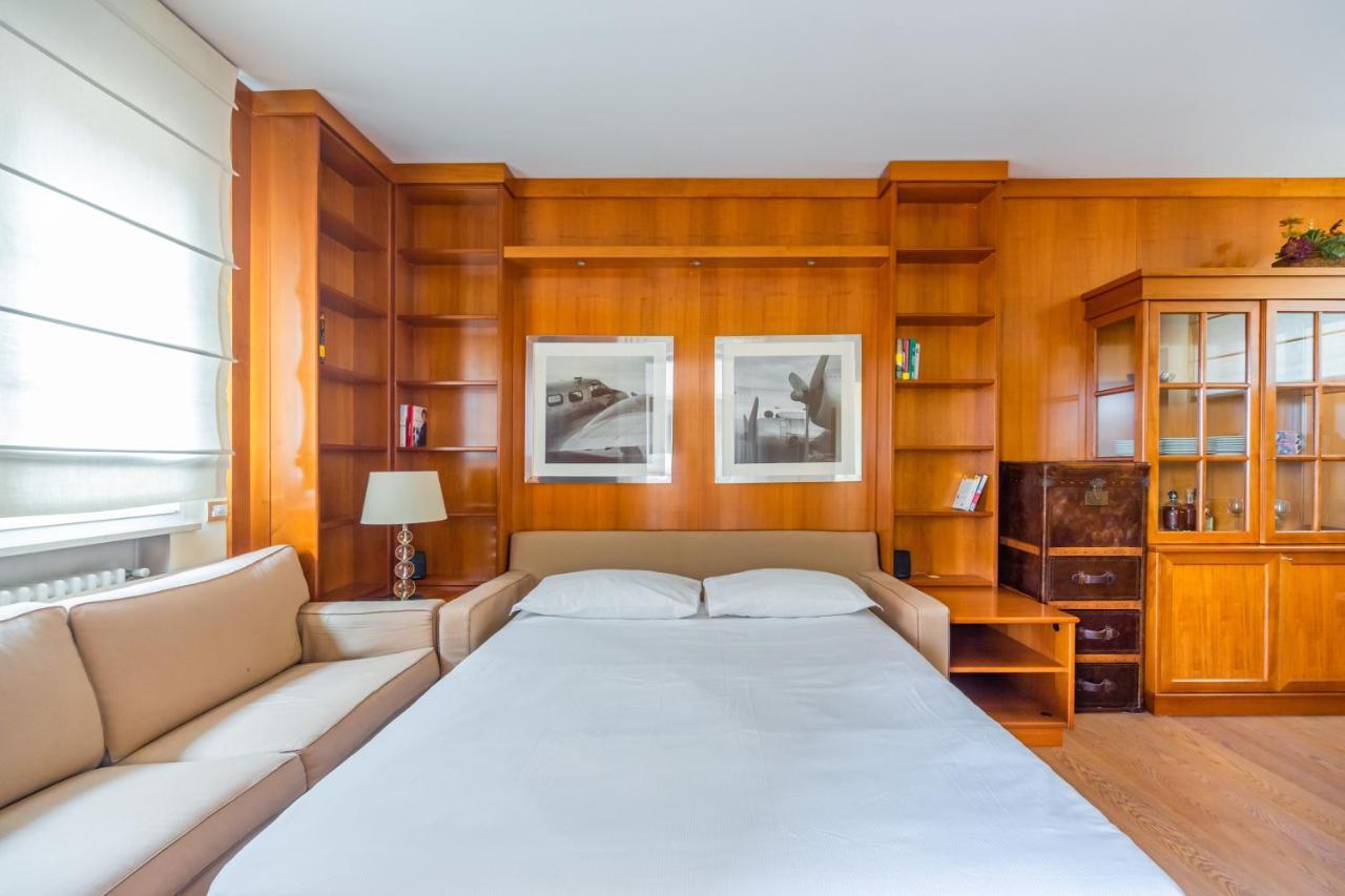 Cozy Apt - Corso Vercelli & Conciliazione M1 Мілан Екстер'єр фото