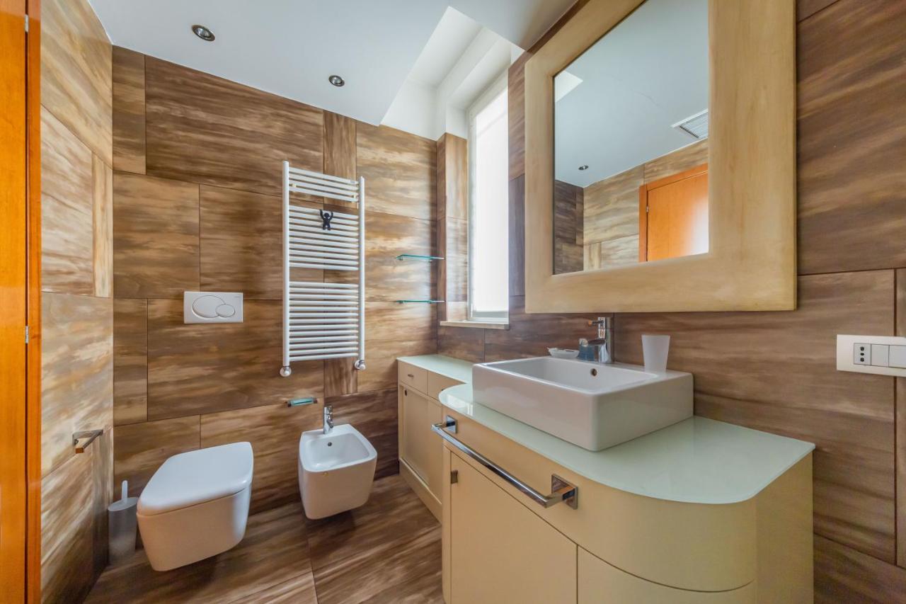 Cozy Apt - Corso Vercelli & Conciliazione M1 Мілан Екстер'єр фото