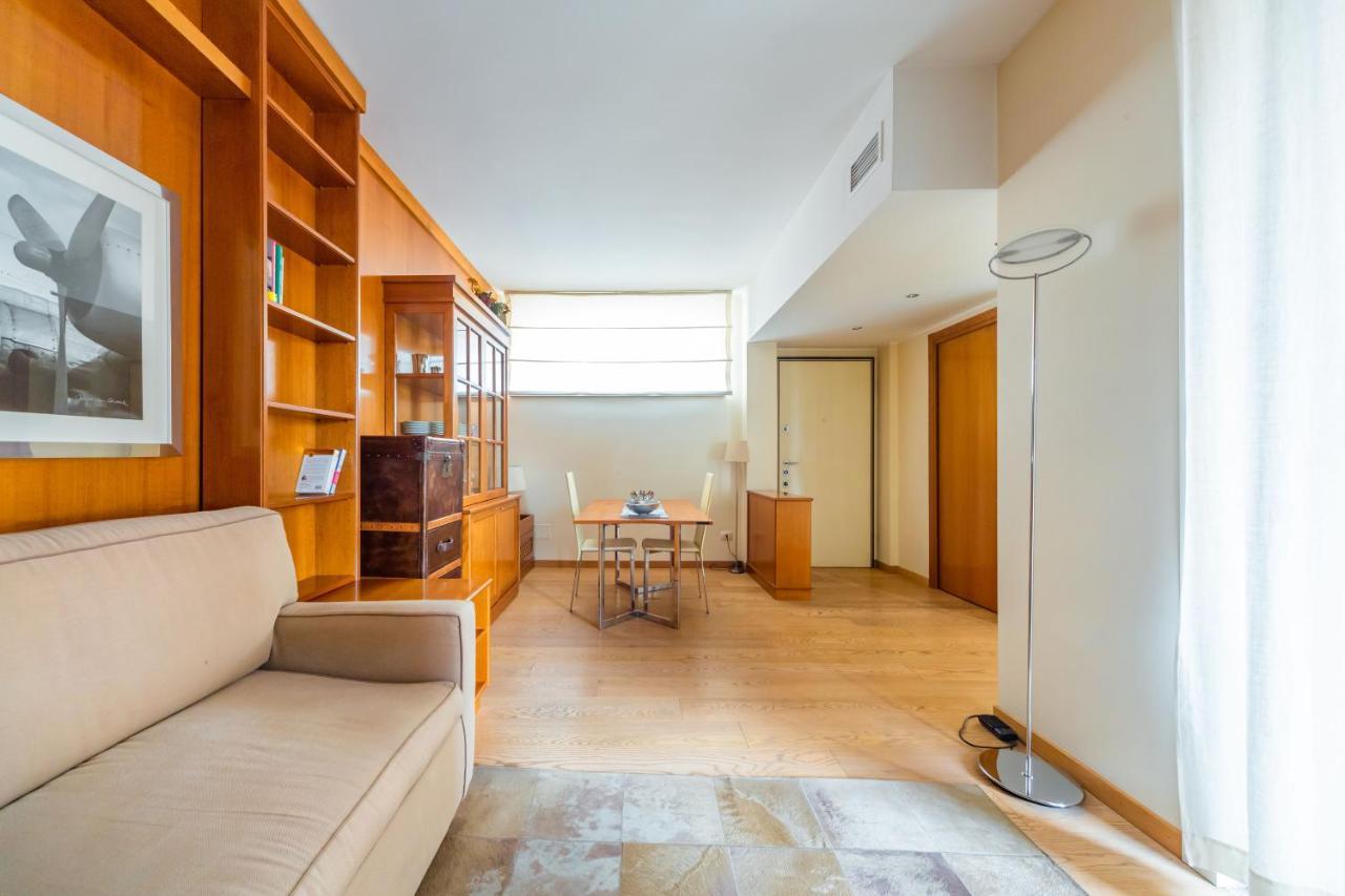 Cozy Apt - Corso Vercelli & Conciliazione M1 Мілан Екстер'єр фото