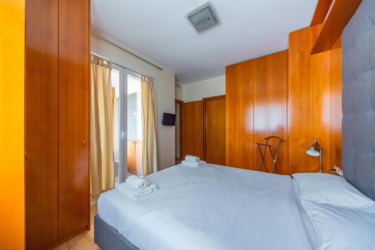 Cozy Apt - Corso Vercelli & Conciliazione M1 Мілан Екстер'єр фото